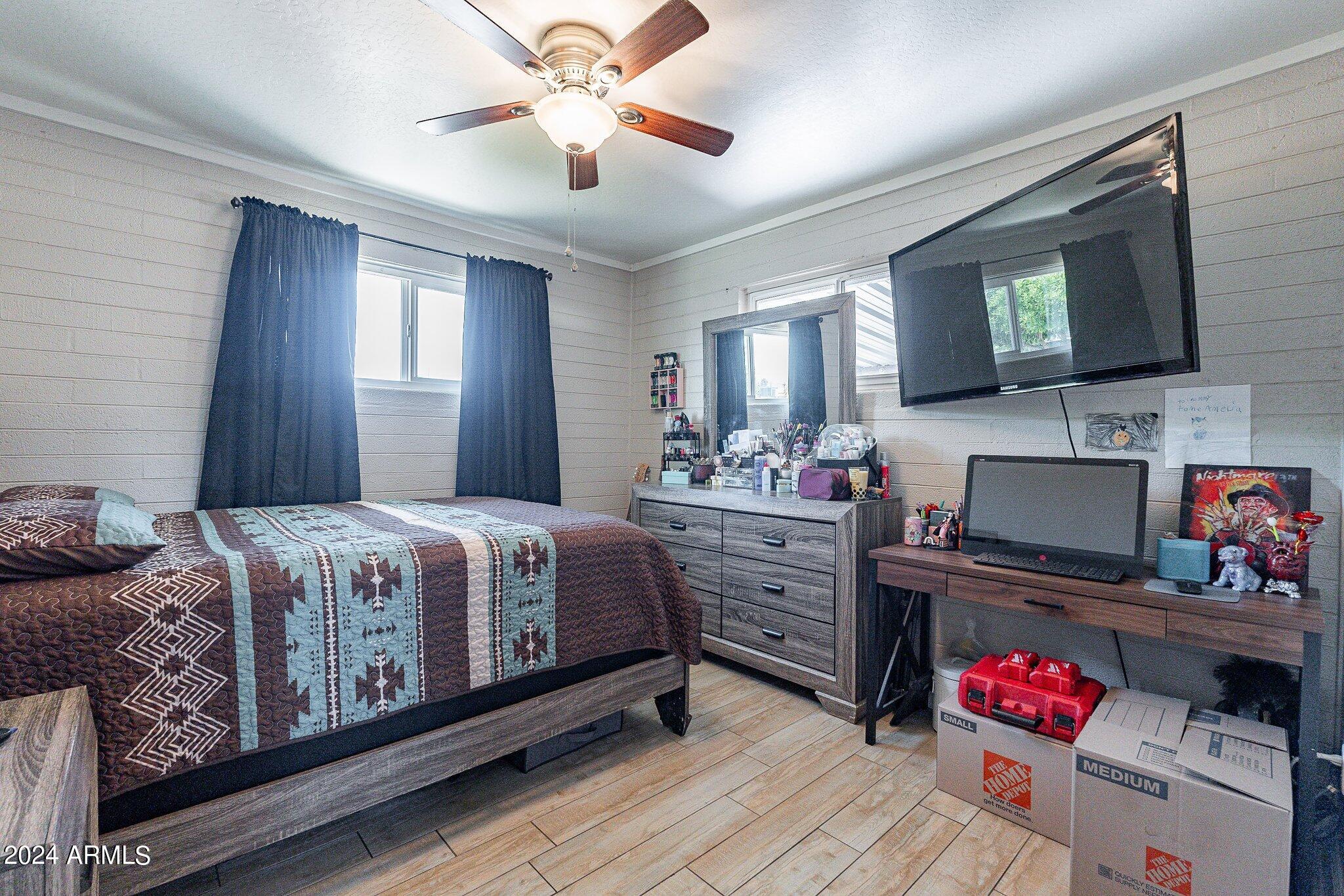 822 East Carter Road Phoenix, AZ 85042 - Photo 21 of 31 22-web-or-mls-Carter-HD-22