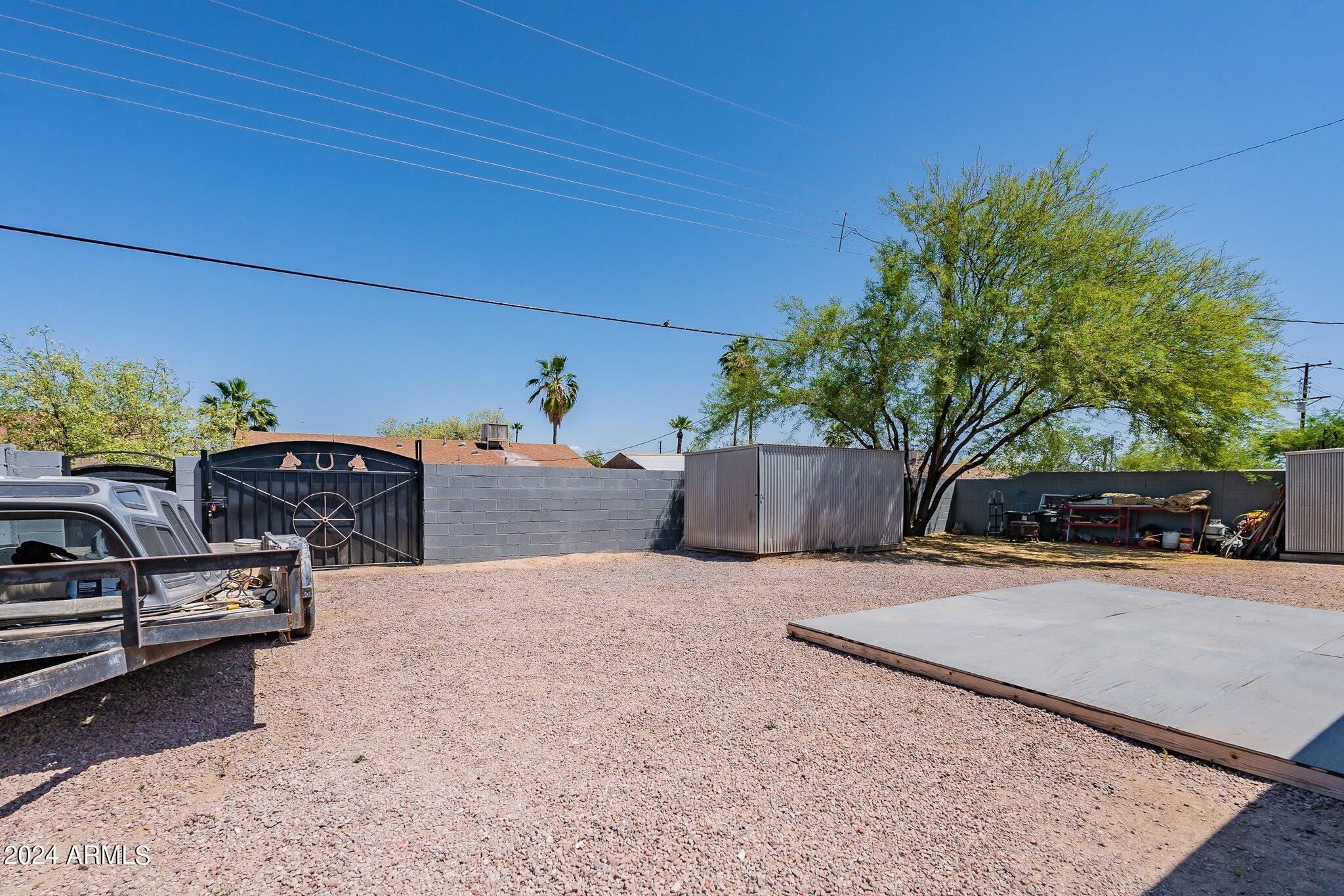 822 East Carter Road Phoenix, AZ 85042 - Photo 28 of 31 30-web-or-mls-Carter-HD-30