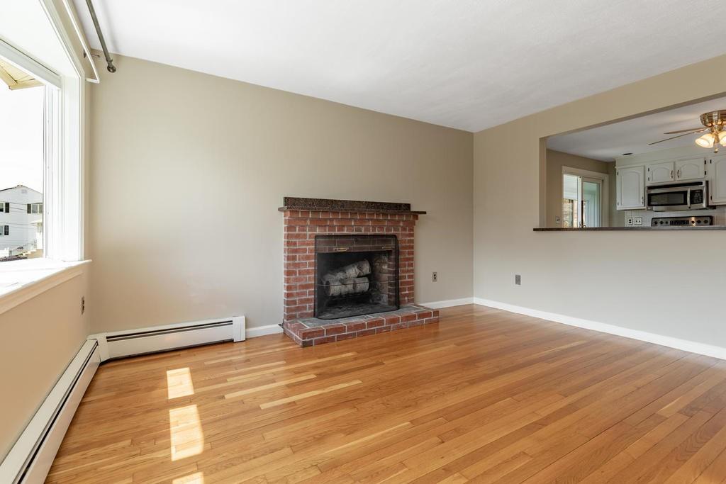 8 Circle Hill Road Salem, MA 01970 - Photo 5 of 30 Gallery Image 5