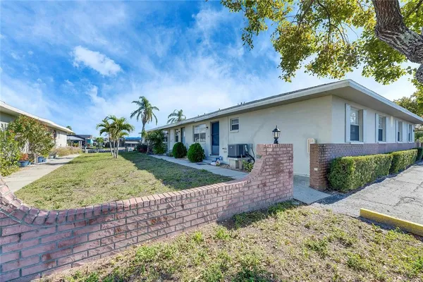 $2,500 | 1025 Apollo Beach Boulevard, Unit 1, Apollo Beach, FL 33572
