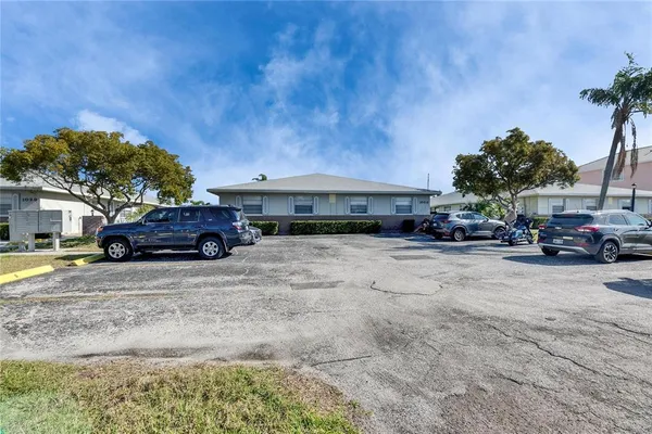 $2,500 | 1025 Apollo Beach Boulevard, Unit 1, Apollo Beach, FL 33572