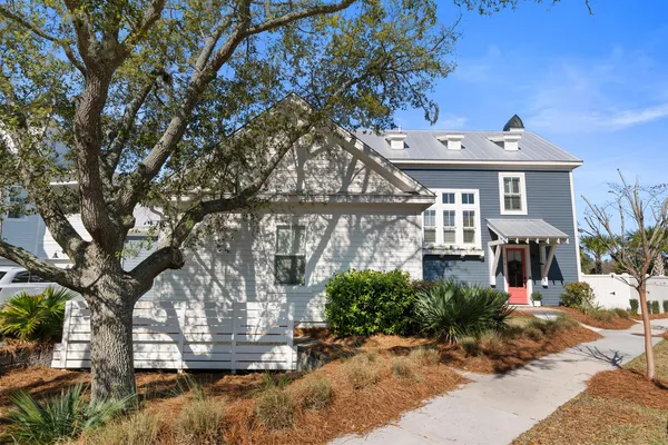 $1,895,000 | 1074 Cinder St Mount, Mount Pleasant, SC 29464
