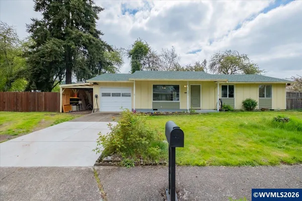 $333,000 | 2241 Kalmia Street, Sweet Home, OR 97386