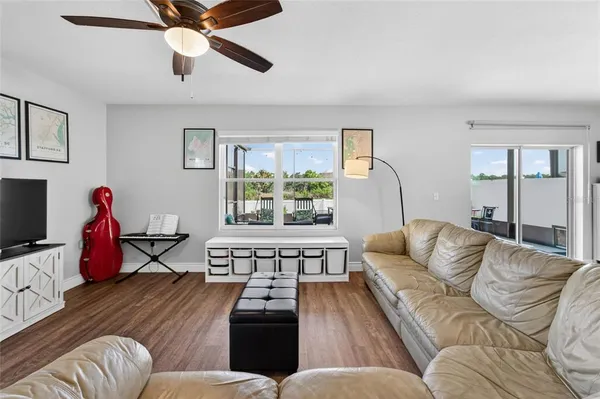 $2,700 | 11176 Leland Groves Drive, Riverview, FL 33579