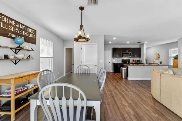 $2,700 | 11176 Leland Groves Drive, Riverview, FL 33579