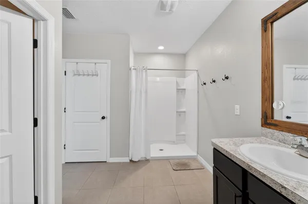 $2,700 | 11176 Leland Groves Drive, Riverview, FL 33579
