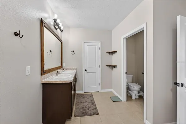 $2,700 | 11176 Leland Groves Drive, Riverview, FL 33579