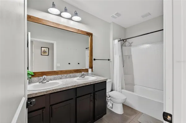 $2,700 | 11176 Leland Groves Drive, Riverview, FL 33579