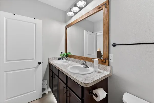 $2,700 | 11176 Leland Groves Drive, Riverview, FL 33579