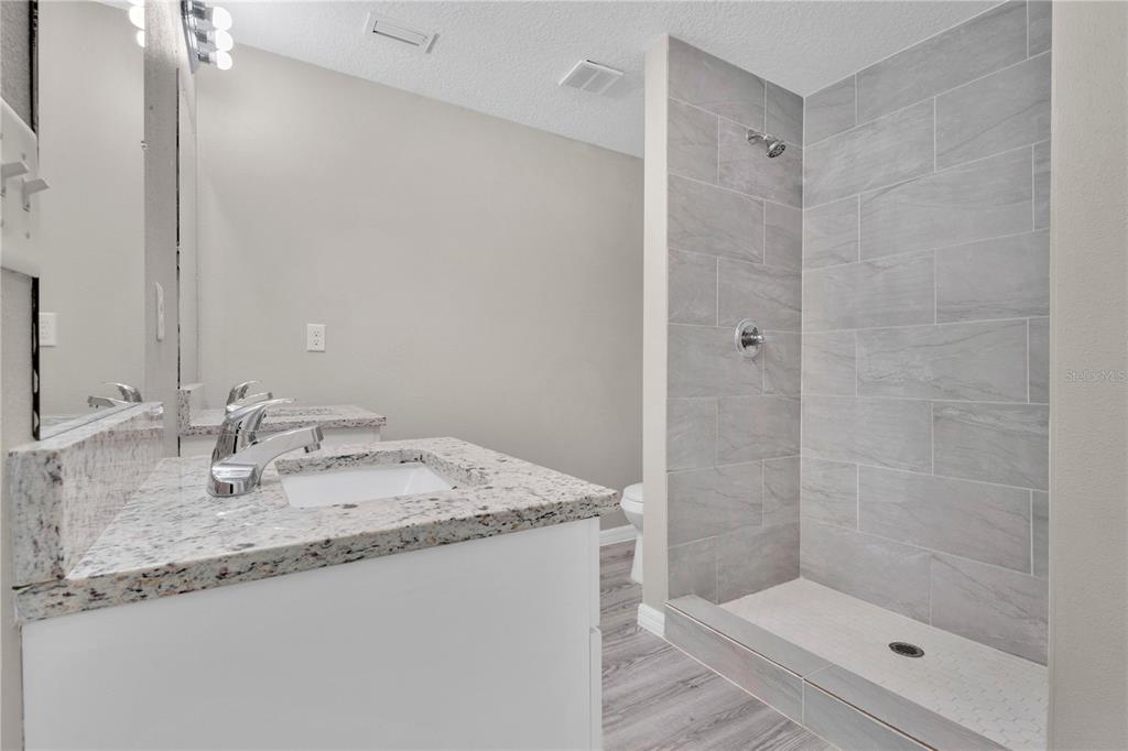15905 Southwest 57th Terrace Road Ocala, FL 34473 - Photo 11 of 23 Gallery Image 11