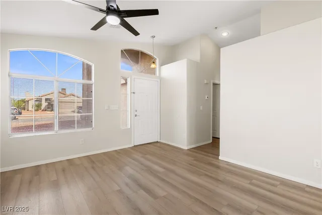 $1,975 | 917 Blue Arroyo Drive, Henderson, NV 89015