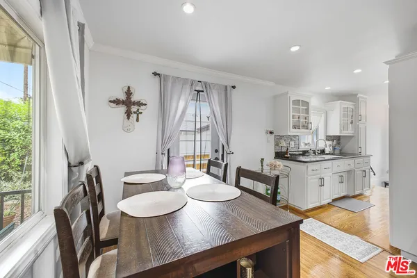 $799,000 | 3614 2nd Avenue, La Crescenta, CA 91214