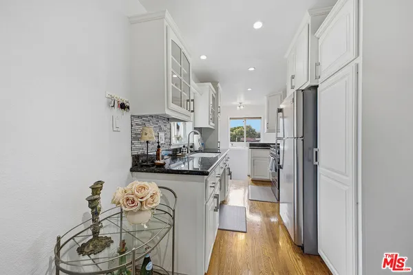 $799,000 | 3614 2nd Avenue, La Crescenta, CA 91214