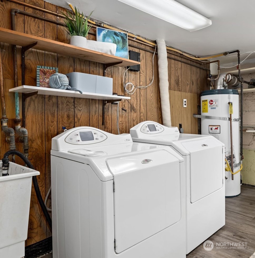 4839 50th Avenue Southwest Seattle, WA 98116 - Photo 23 of 31 a utility room with dryer and washer
