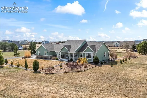 $725,000 | 685 Green Gables Way, Bennett, CO 80102