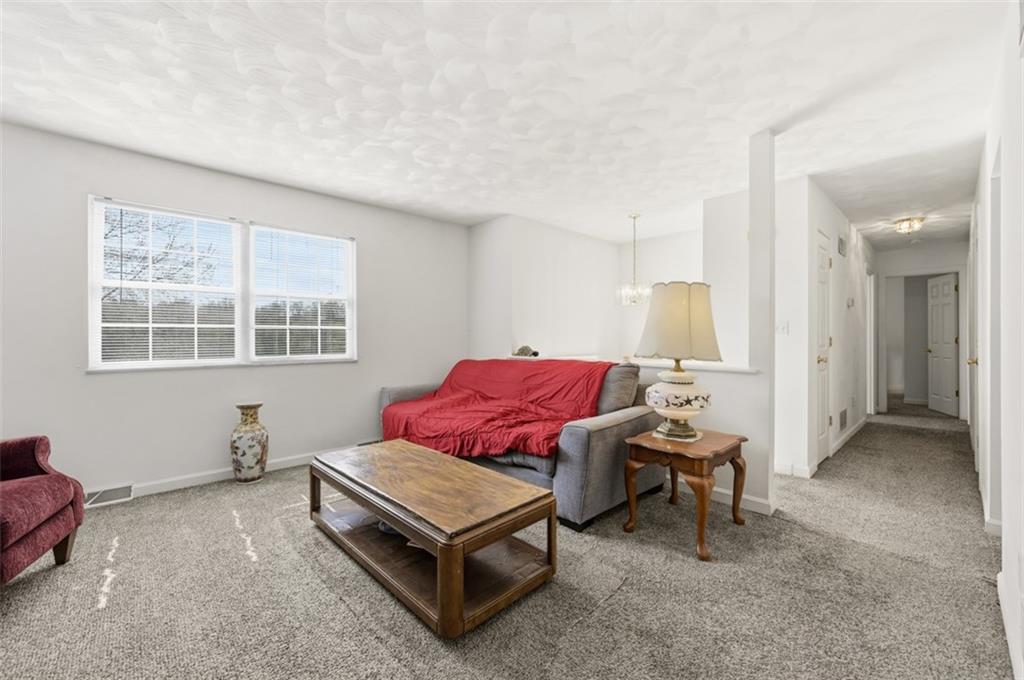 1050 Lynn Portal Road Washington, PA 15301 - Photo 14 of 44