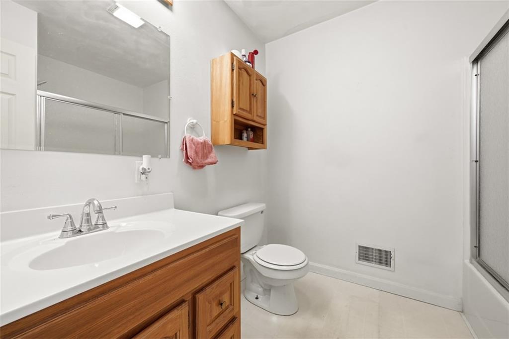 1050 Lynn Portal Road Washington, PA 15301 - Photo 16 of 44