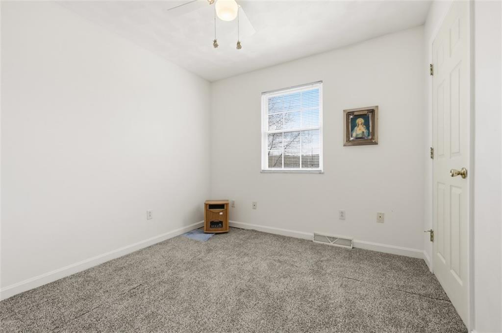 1050 Lynn Portal Road Washington, PA 15301 - Photo 21 of 44