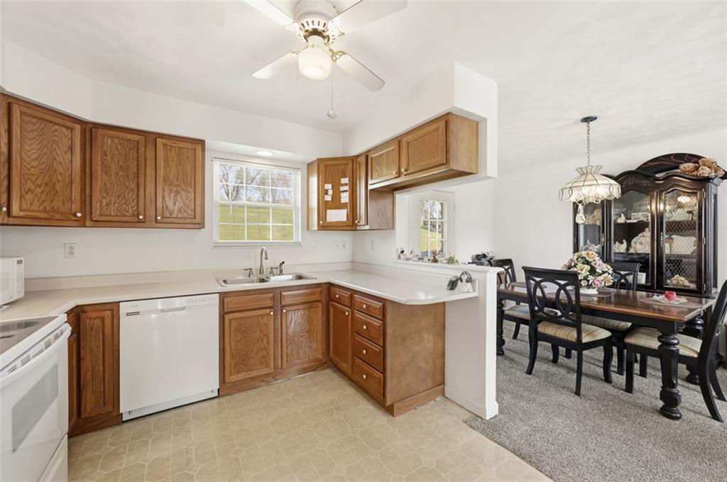 1050 Lynn Portal Road Washington, PA 15301 - Photo 10 of 44