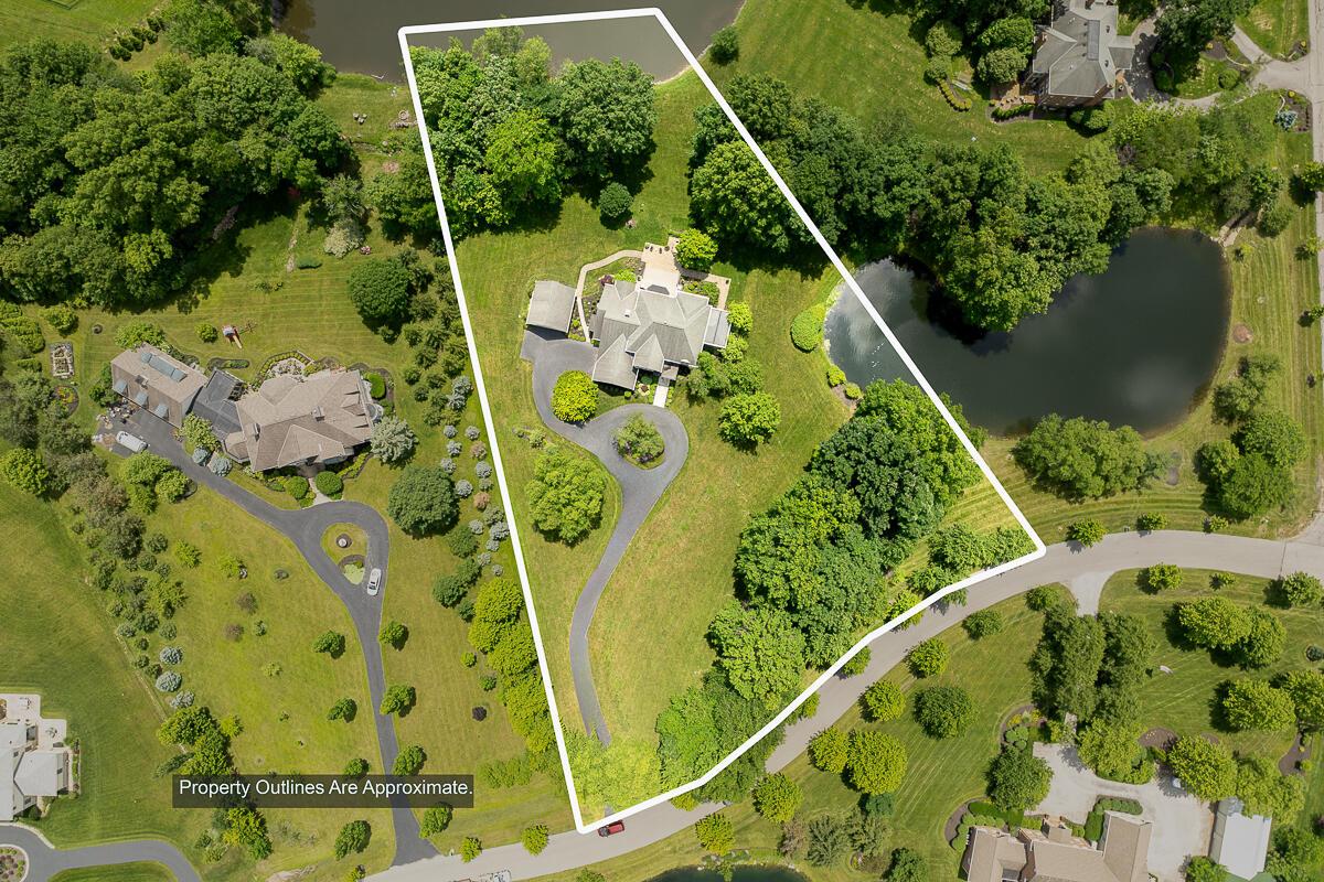 2820 Colts Neck Road Blacklick, OH 43004 - Photo 3 of 7 Aerial with Property Outlines