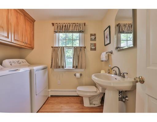 123 Butler Avenue Wakefield, MA 01880 - Photo 14 of 40 Gallery Image 14