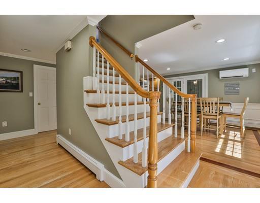 123 Butler Avenue Wakefield, MA 01880 - Photo 3 of 40 Gallery Image 3