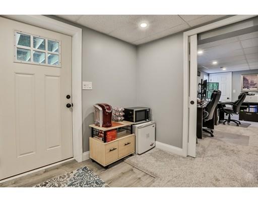 123 Butler Avenue Wakefield, MA 01880 - Photo 34 of 40 Gallery Image 34