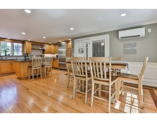 123 Butler Avenue Wakefield, MA 01880 - Photo 4 of 40 Gallery Image 4