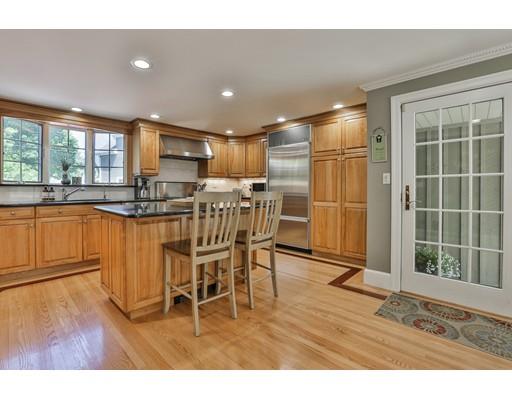 123 Butler Avenue Wakefield, MA 01880 - Photo 6 of 40 Gallery Image 6