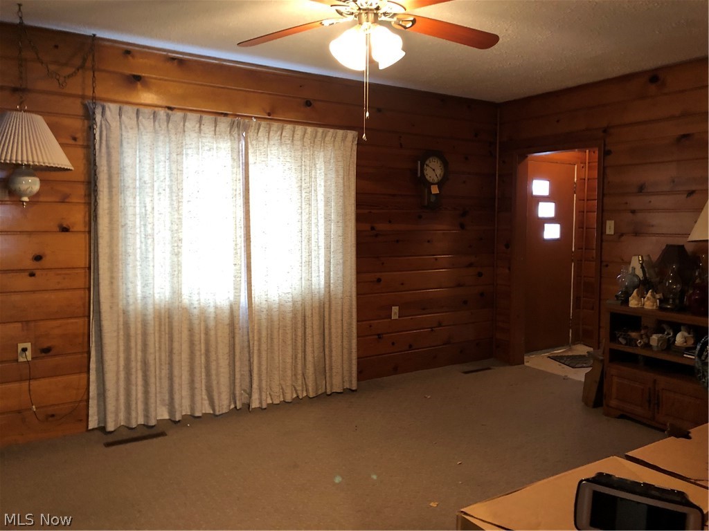 4497 North Ridge Road East Geneva, OH 44041 - Photo 4 of 17