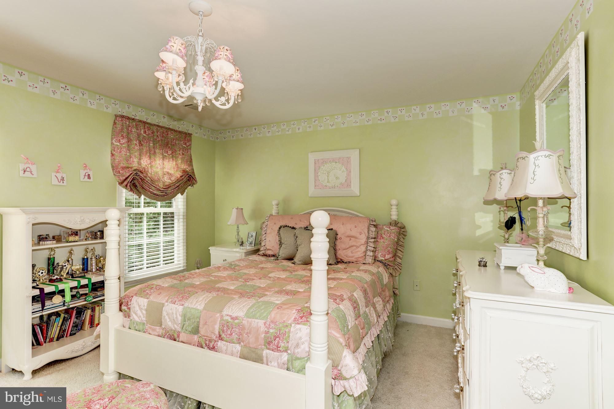 7826 Stable Way Potomac, MD 20854 - Photo 20 of 30 Bedroom