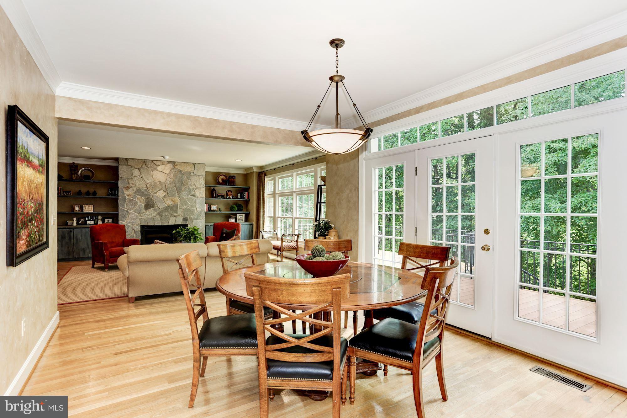 7826 Stable Way Potomac, MD 20854 - Photo 9 of 30 Kitchen
