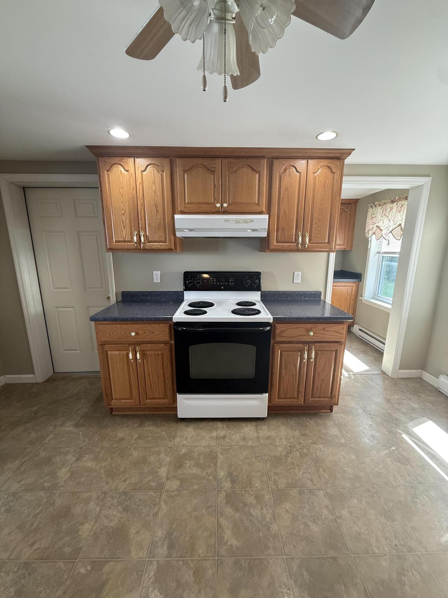81 State Street Rouses Point, NY 12979 - Photo 6 of 26