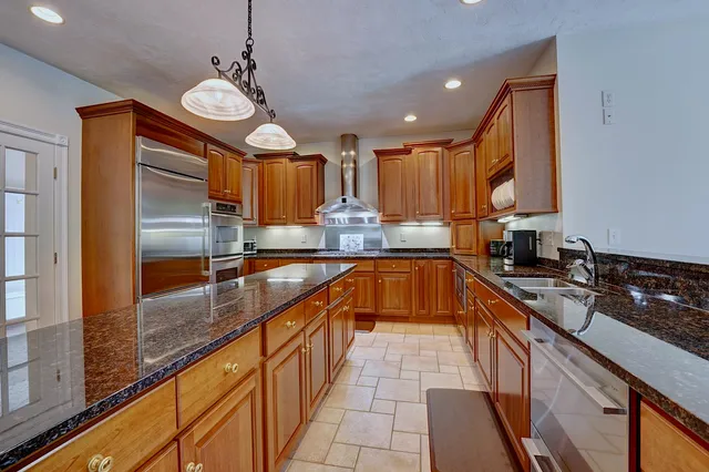 $1,580,000 | 8 Meeting Rock Drive, Atkinson, NH 03811