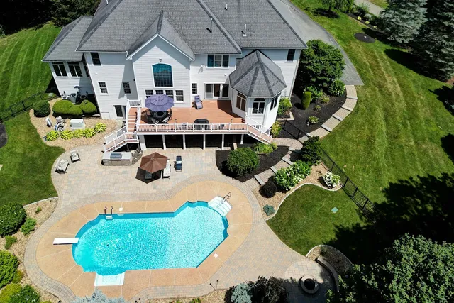 $1,580,000 | 8 Meeting Rock Drive, Atkinson, NH 03811