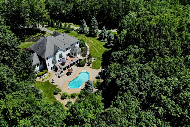 $1,580,000 | 8 Meeting Rock Drive, Atkinson, NH 03811