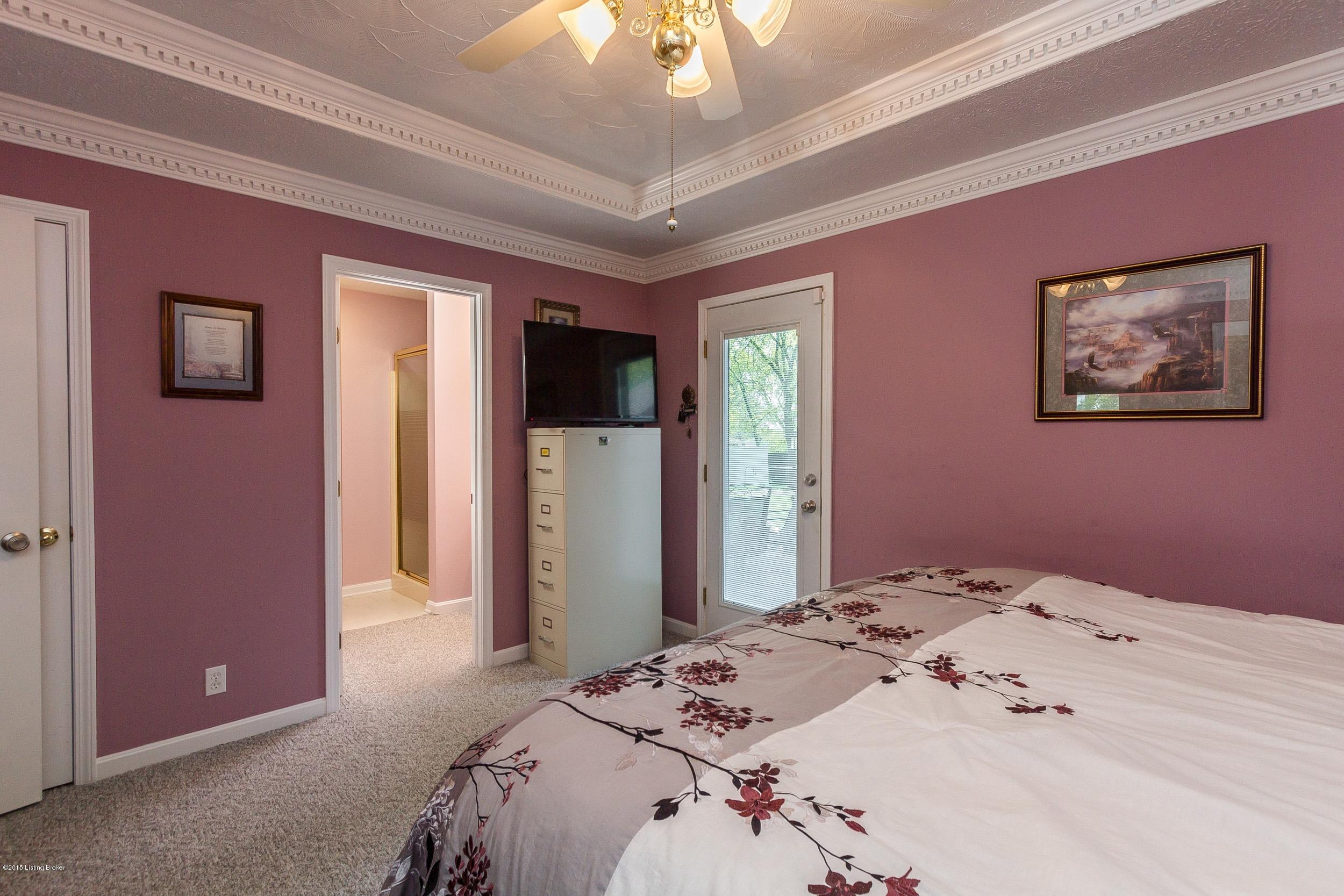 151 Stonepost Road Louisville, KY 40229 - Photo 25 of 46 26