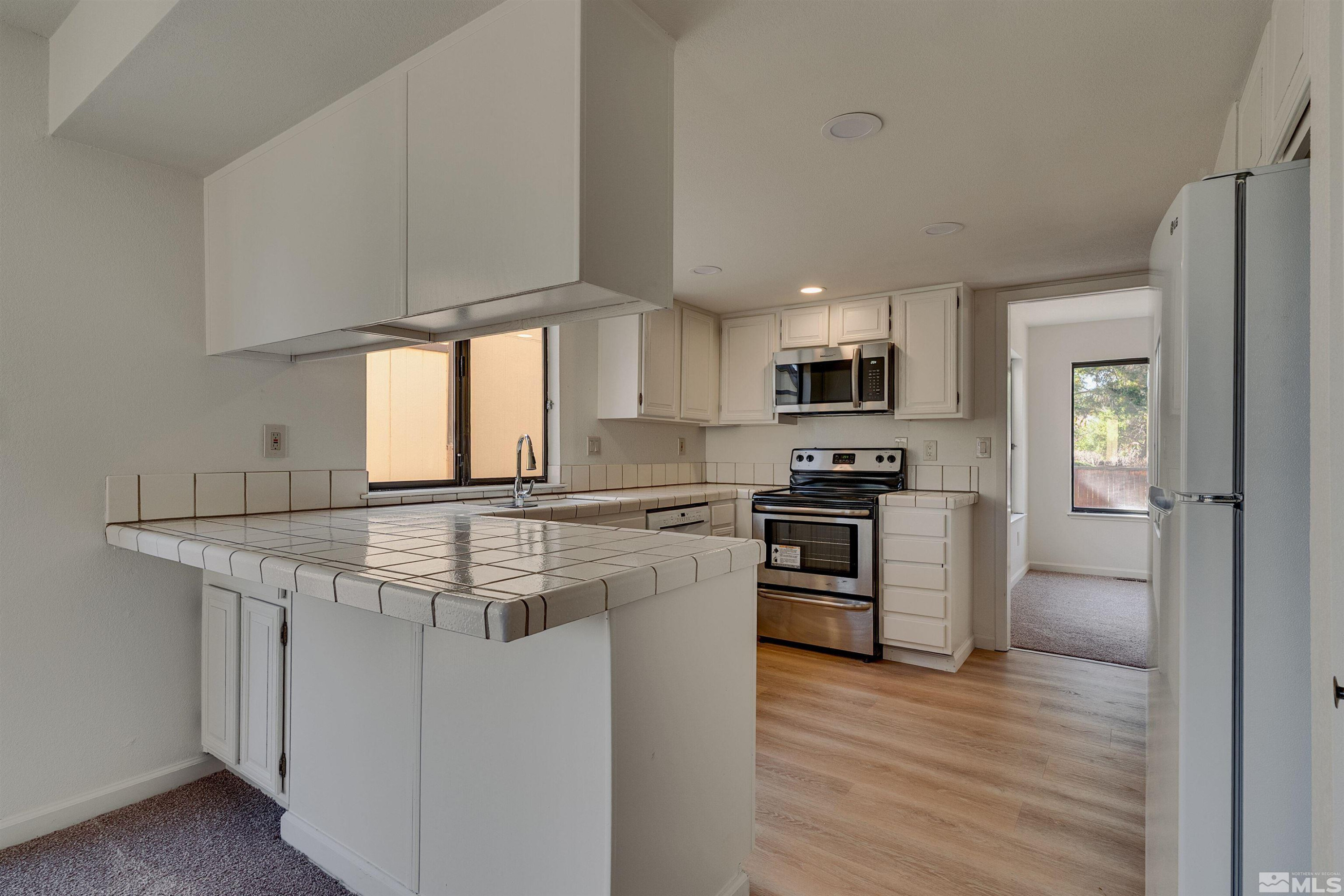 350 East Riverview Circle Reno, NV 89509 - Photo 11 of 24 Photo 11