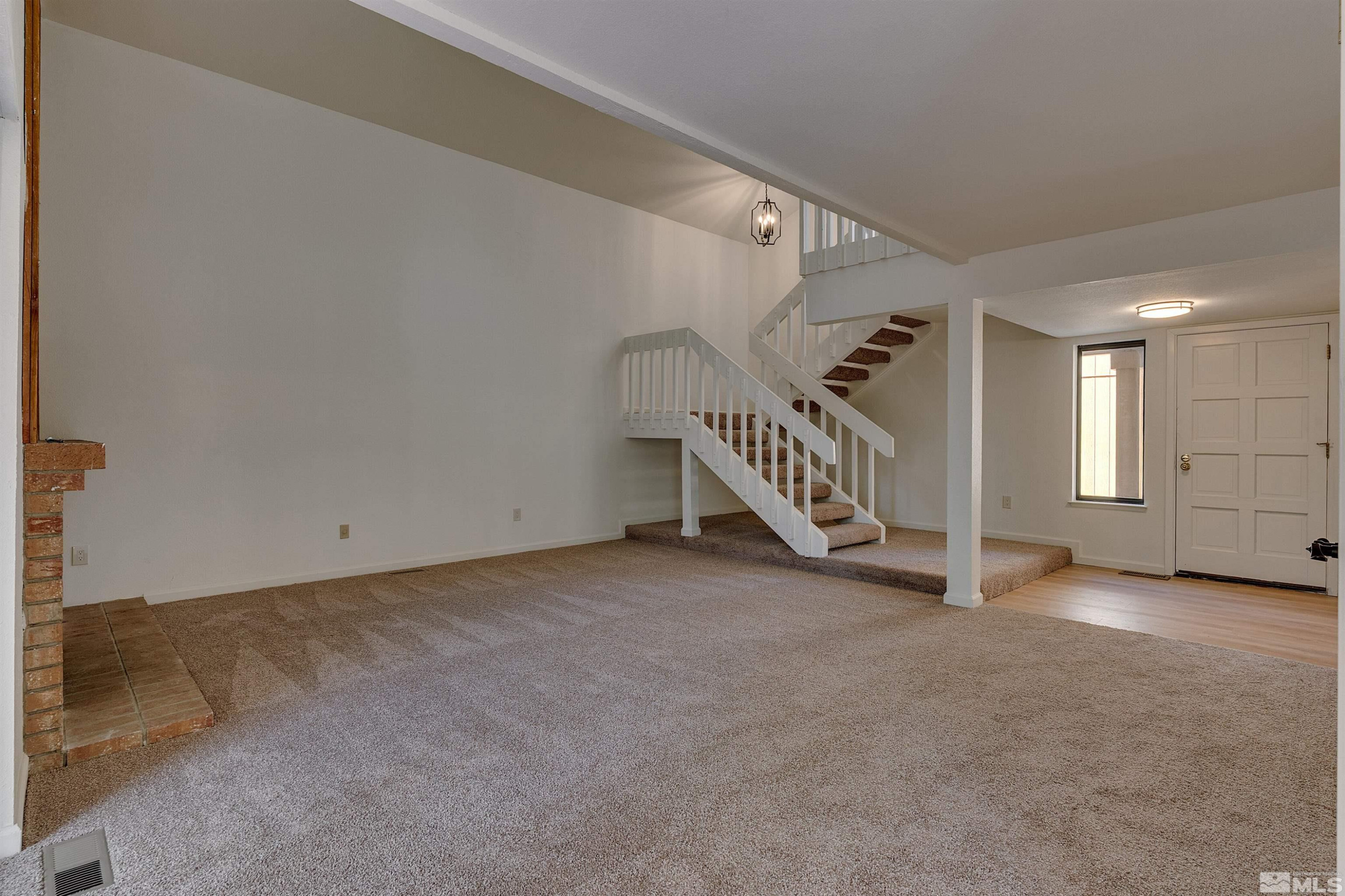 350 East Riverview Circle Reno, NV 89509 - Photo 7 of 24 Photo 7
