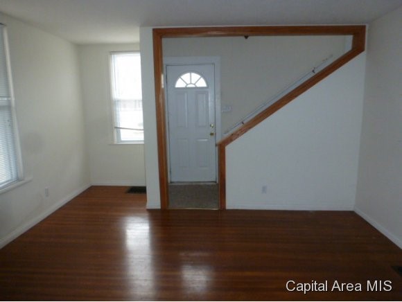 833 Cleveland Avenue Springfield, IL 62704 - Photo 3 of 16