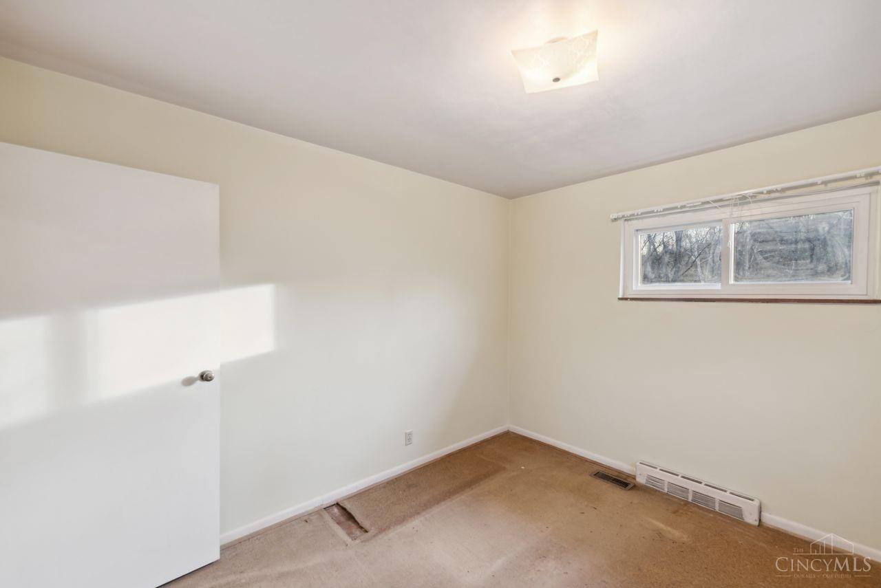 6622 Blue Rock Road Cincinnati, OH 45247 - Photo 16 of 23 Gallery Image 16