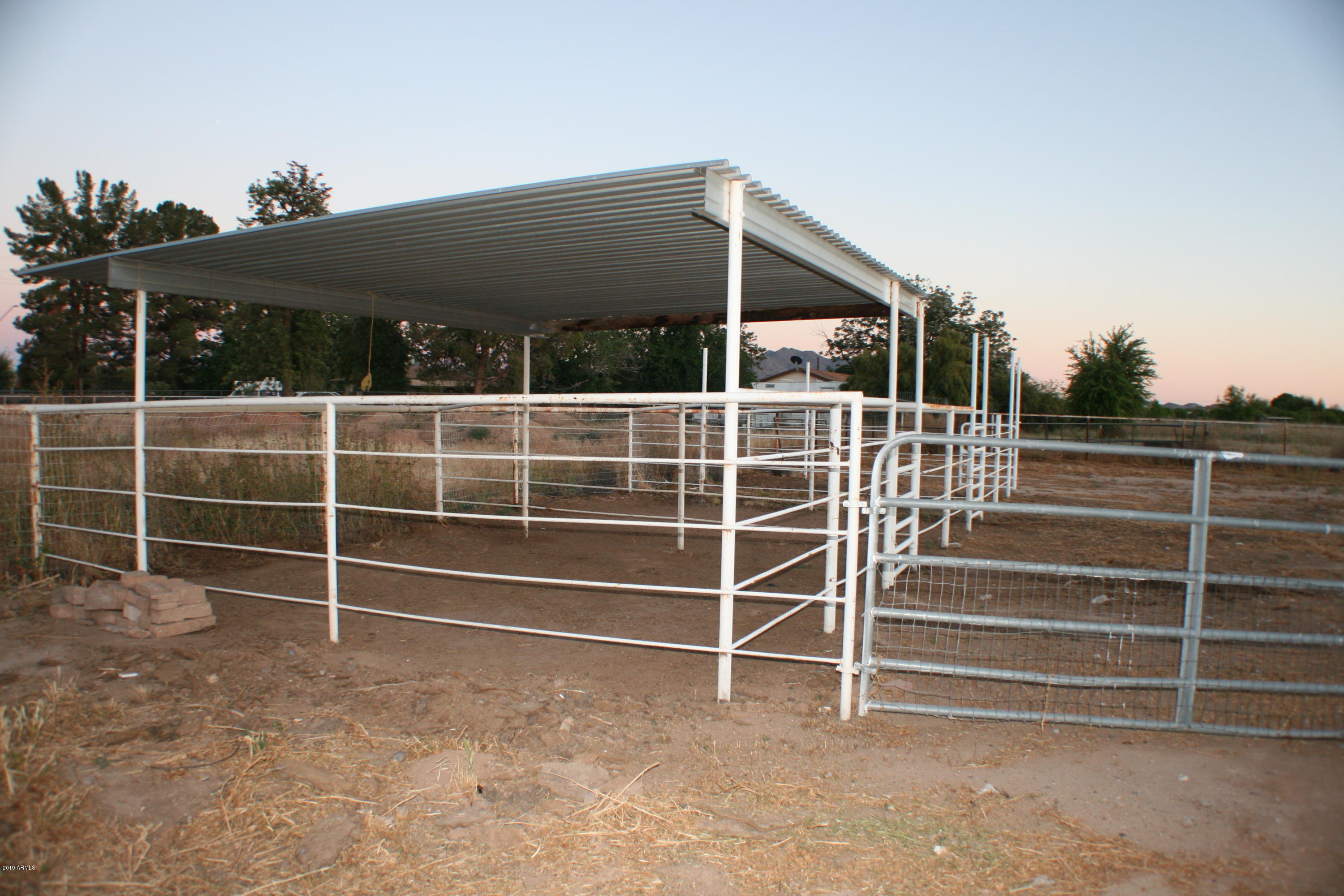 21518 South Greenfield Road Gilbert, AZ 85298 - Photo 23 of 24 HORSE PENS