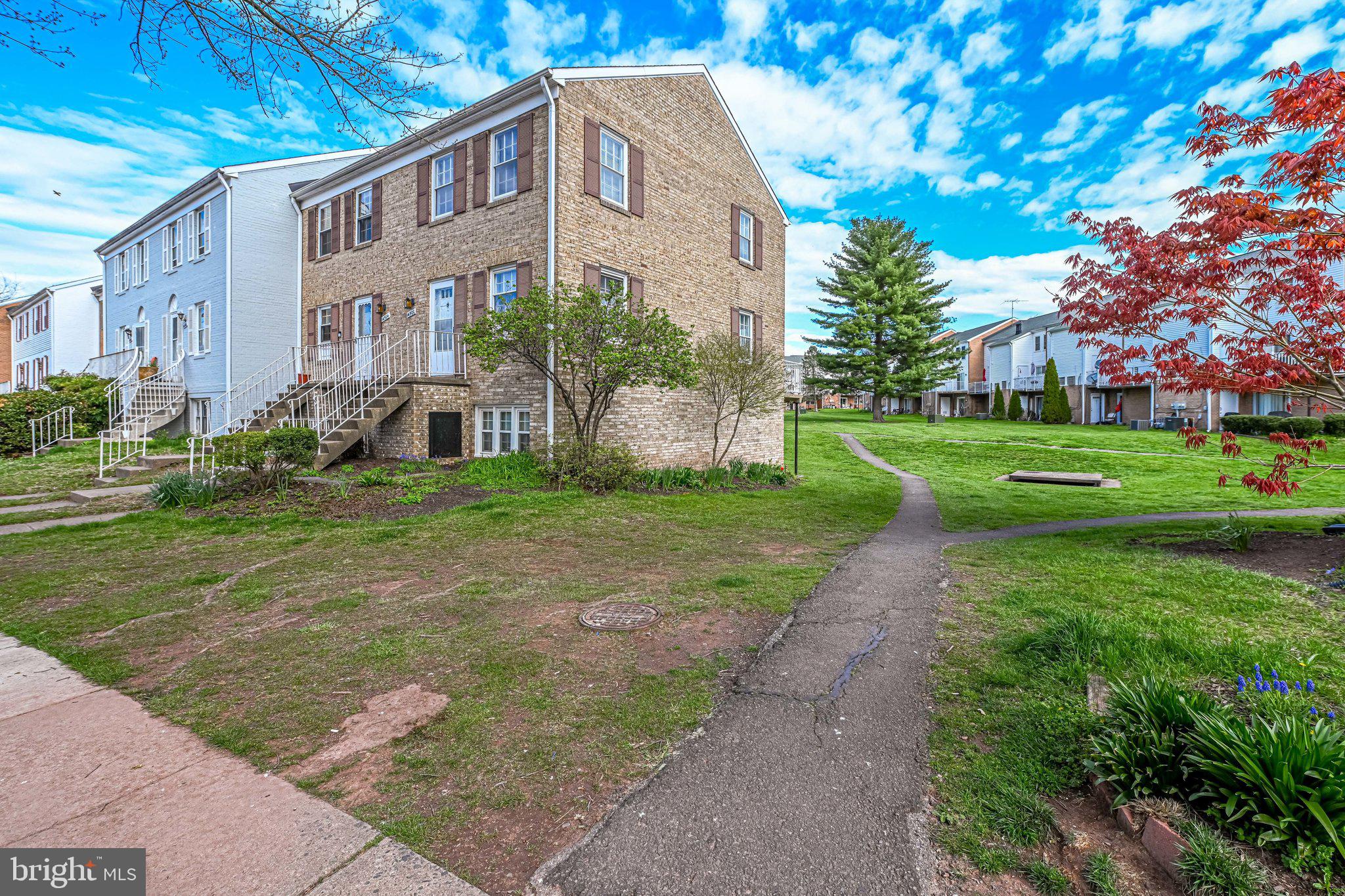 14500 Golden Oak Road Centreville, VA 20121 - Photo 31 of 32 Gallery Image 31