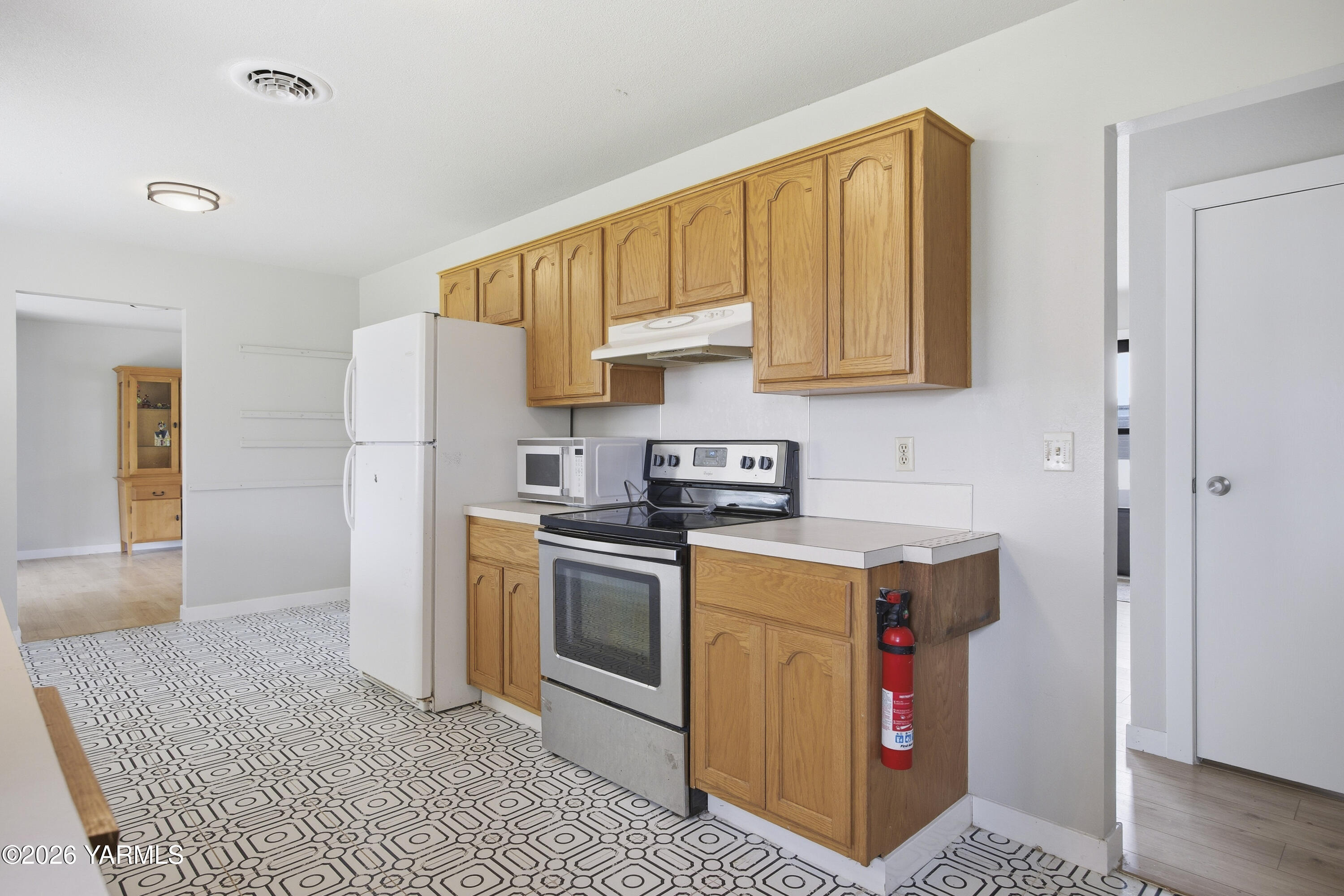 1816 Beacon Road Grandview, WA 98930 - Photo 14 of 40 1816 Beacon Rd 4.28.26 20
