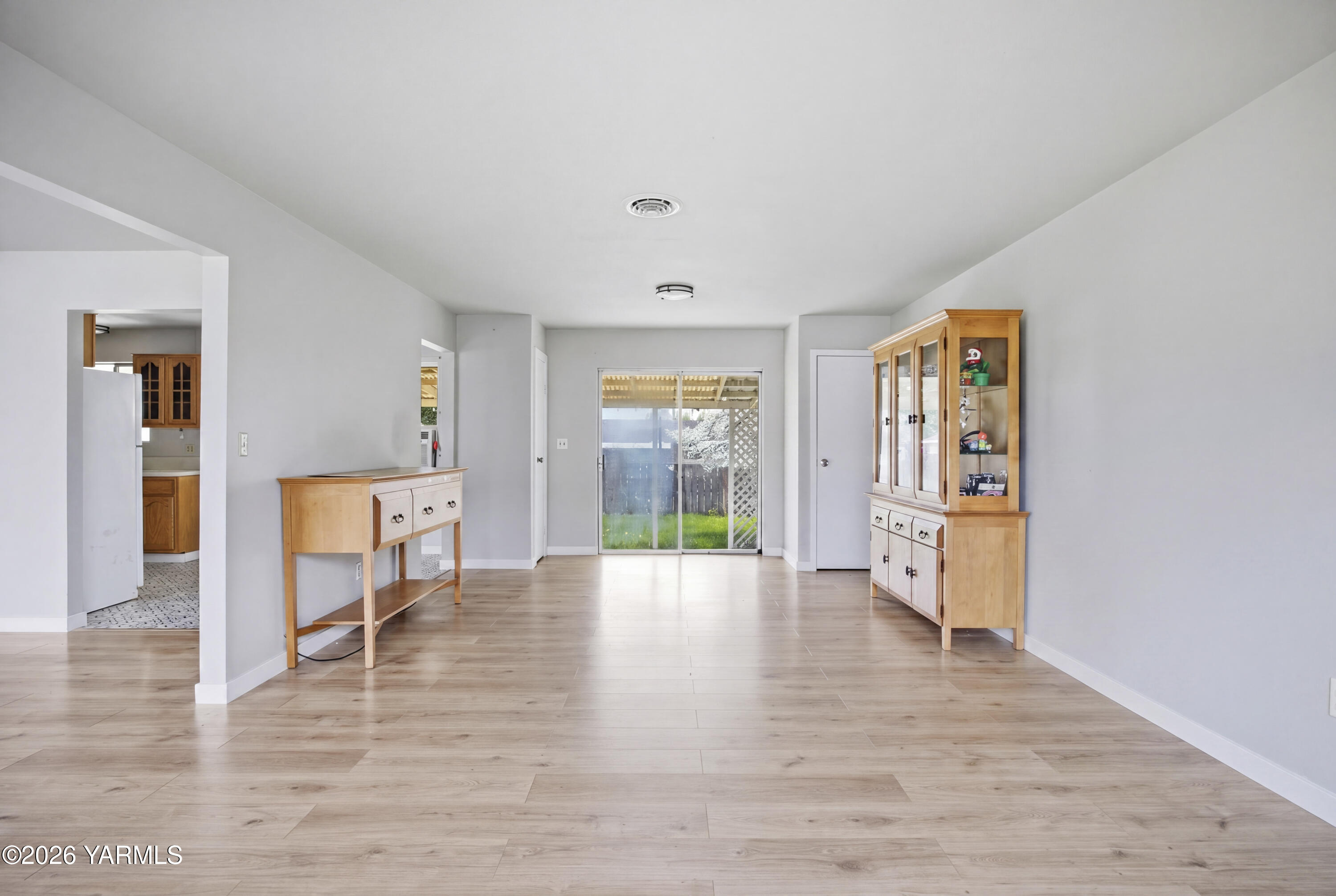 1816 Beacon Road Grandview, WA 98930 - Photo 8 of 40 1816 Beacon Rd 4.28.26 14