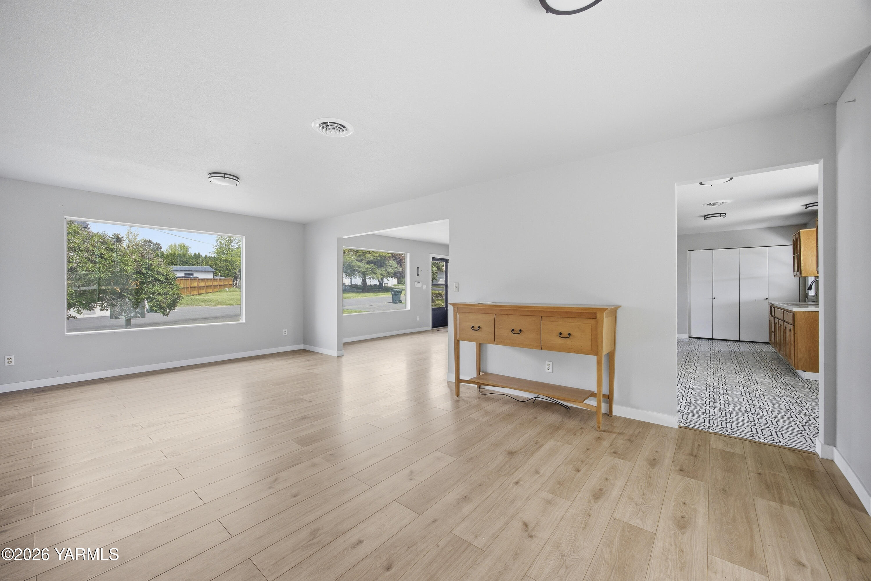 1816 Beacon Road Grandview, WA 98930 - Photo 9 of 40 1816 Beacon Rd 4.28.26 15