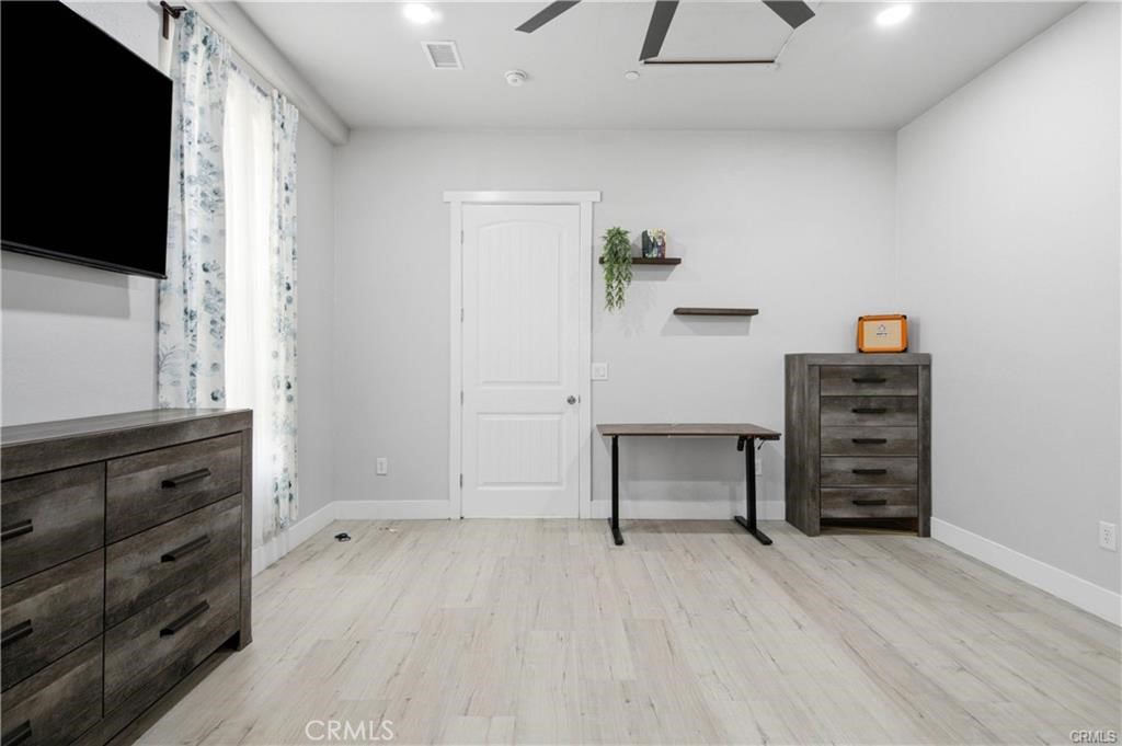 13225 Mountain Road Pinon Hills, CA 92372 - Photo 30 of 38 Gallery Image 30