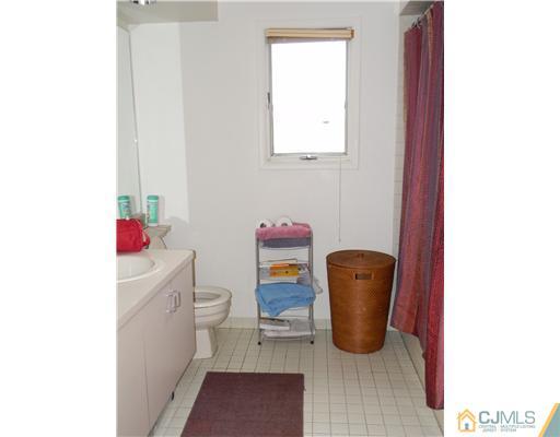 26 Cherokee Road East Brunswick, NJ 08816 - Photo 21 of 23 Gallery Image 21