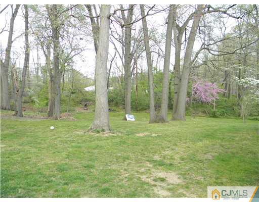 26 Cherokee Road East Brunswick, NJ 08816 - Photo 23 of 23 Gallery Image 23