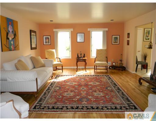 26 Cherokee Road East Brunswick, NJ 08816 - Photo 7 of 23 Gallery Image 7